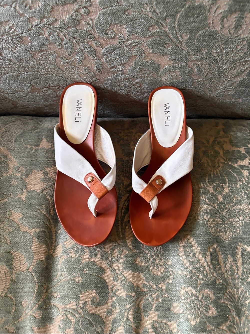 Vaneli White Leather Strap Brown Footbed Thong Sandals